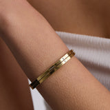 Engravable Classic Soft Square Bangle